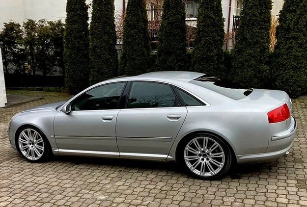 Audi A8 cena 45000 przebieg: 259000, rok produkcji 2003 z Staszów małe 529